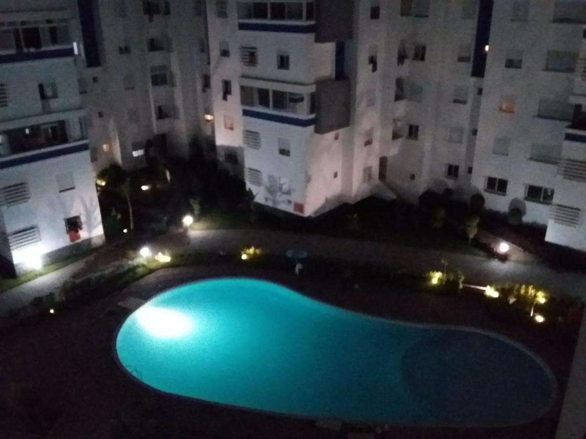 Appart. Luxueux Avec Piscine, Cosy, Bien Situe Бузника Экстерьер фото